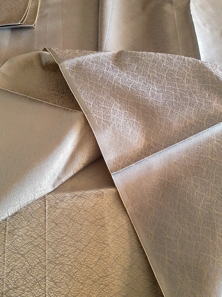 Tissus en satin gris et filet or  - 470 cm x 90 cm - Photo 3/4