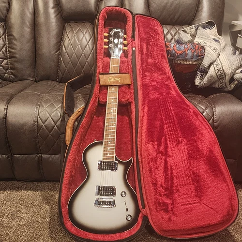 Gibson Nighthawk