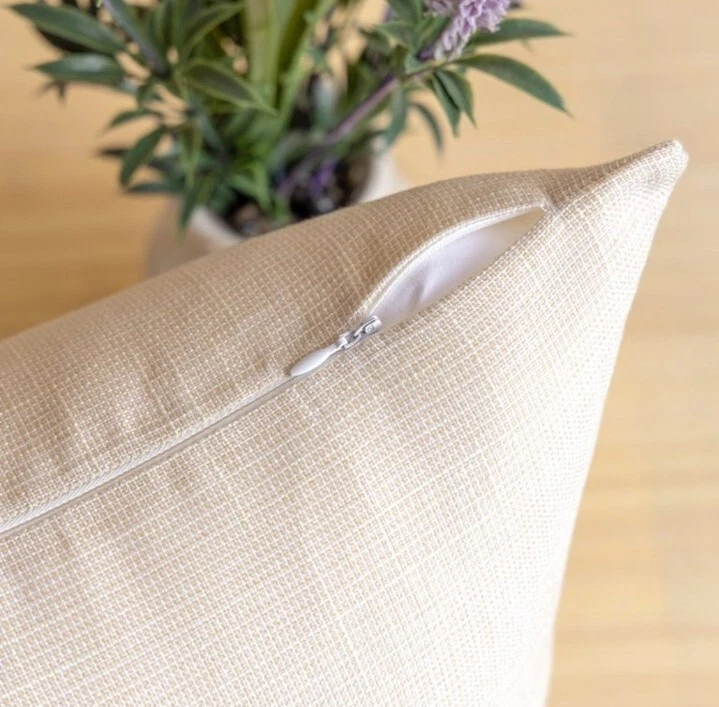 Almohada decorativa de lino texturizado suave Phantoscope, 20"x20", beige, paquete de 2 Foto 3 de 4