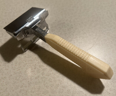Vintage GEM Feather Weight  Single Edge Cream Handle Safety Razor Nice & Clean!