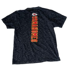 Fanatics Men's MD NFL Kansas City Chiefs Patrick Mahomes 15 Graphic T-shirt