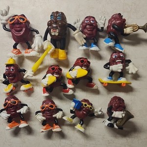 California Raisins Original Advertising Figurines Lot 1987 1988 Fruit Theme