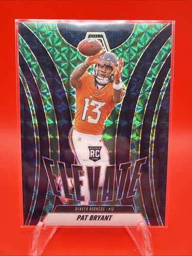 2025 Panini Mosaic - Elevate Pat Bryant #4 Green Mosaic Prizm (RC)