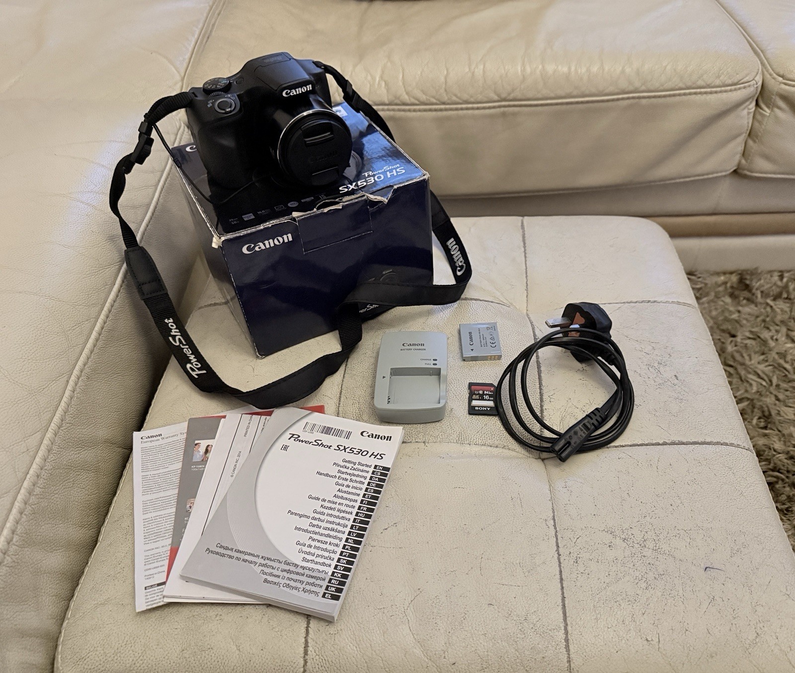 Stunning Boxed Canon PowerShot SX530 HS 16.0MP Compact Digital Camera - Black