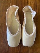 Suffolk Reign Pointe Ballet Shoes Hard Shank 6.5 Length N Width NIB