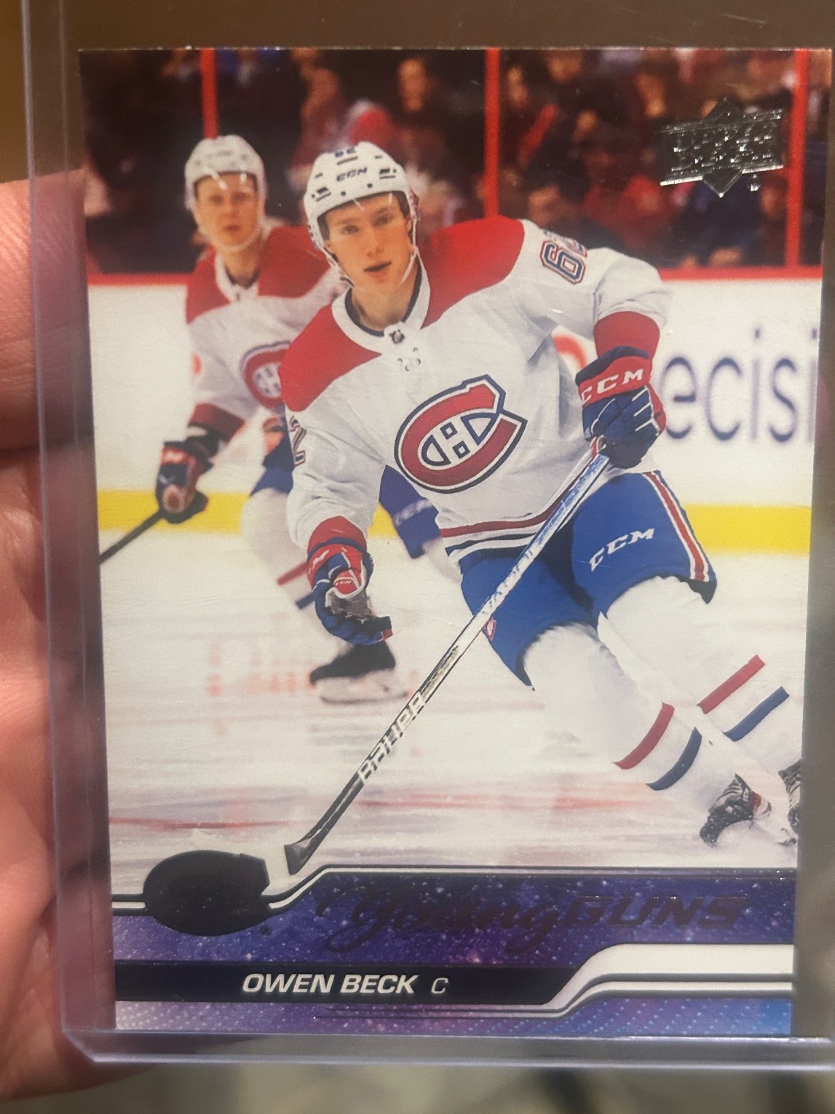 2023-24 Upper Deck Series 1 - Young Guns Owen Beck #214 (RC)