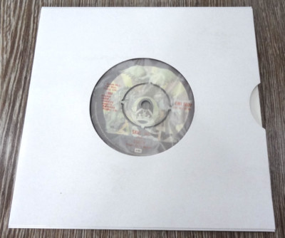 Queen    Save Me / Let Me Entertain You - 7'' Vinyl Single - EMI 5022 - 1980