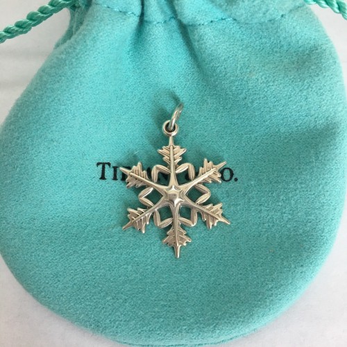 Snowflake Charm POUCH BOX 