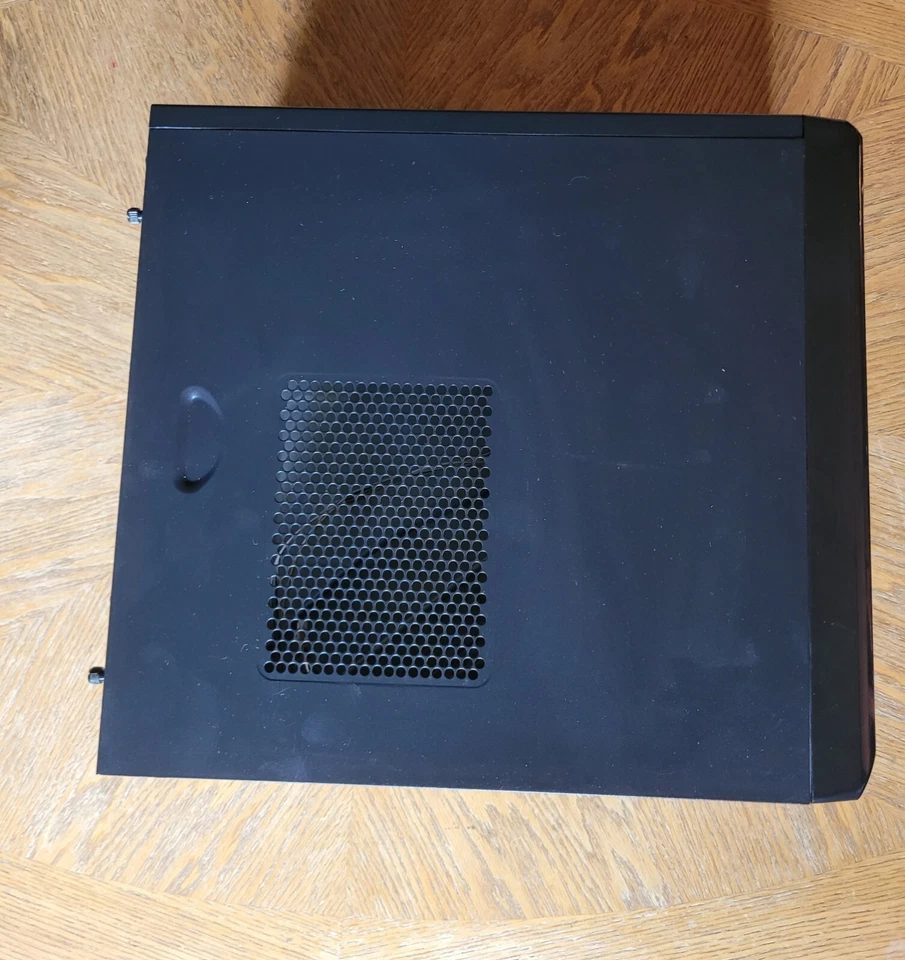 Rosewill RANGER - M MATX & ITX MicroATX Vintage Retro / Estuche para PC para Dormir Foto 4 de 4