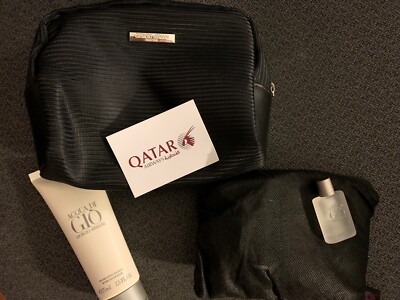 Qatar Airways 化粧ポーチセット 8個パジャマ5セット Review: Qatar Airways Economy Amenity Kit - Travel Codex