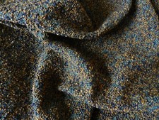  TISSU  -  BOUCLETTES -  AMEUBLEMENT - TAPISSIER