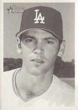 2001 Bowman Heritage Baseball Card #7 Shawn Green