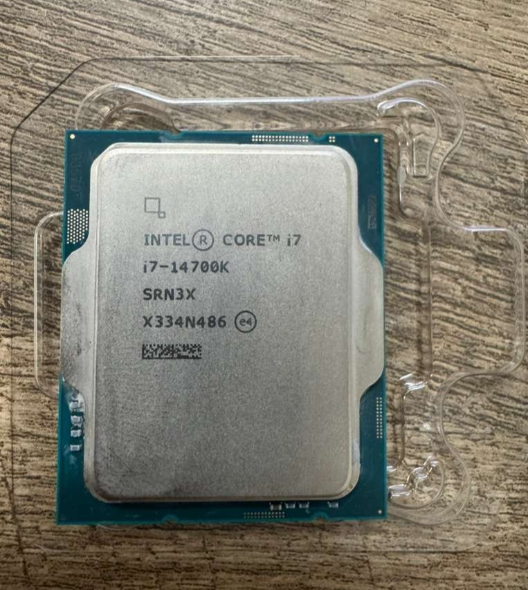 Intel Core i7-14700K 20-Core 5.6GHz LGA1700 Unlocked CPU