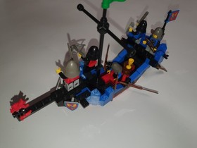 LEGO 6057 Knights Single Mast Sea Dragon Castle Sea Serpent Black Falcons