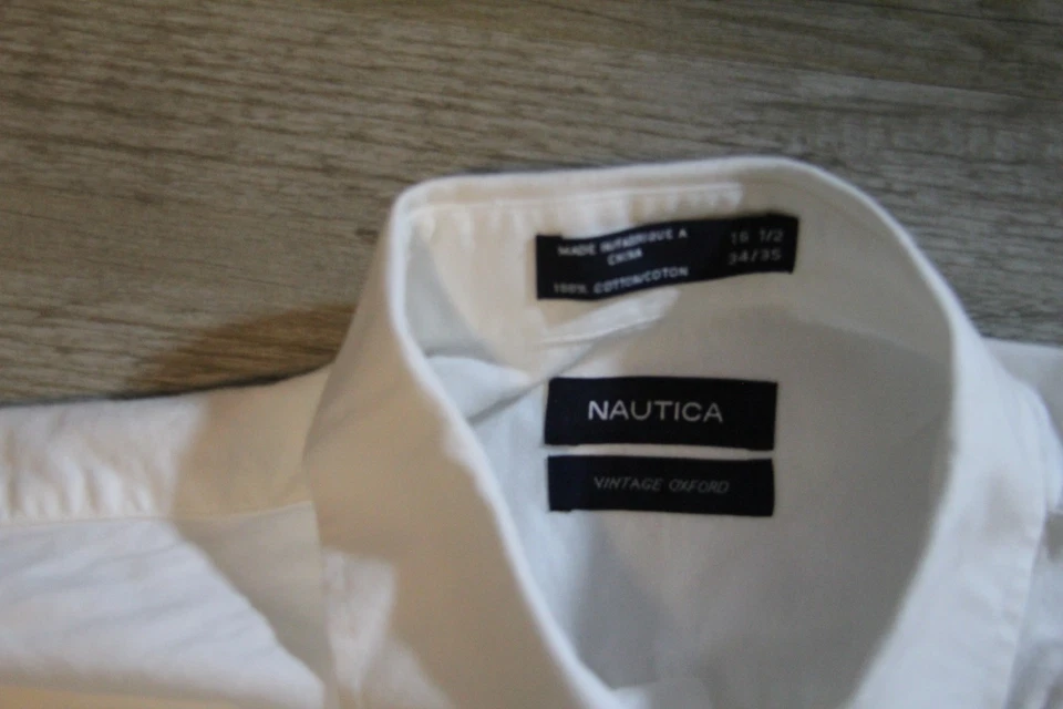 Nautica Long Sleeve Dress Shirt Mens 16.5 34/35 White button down Vintage Oxford - Image 4 of 4