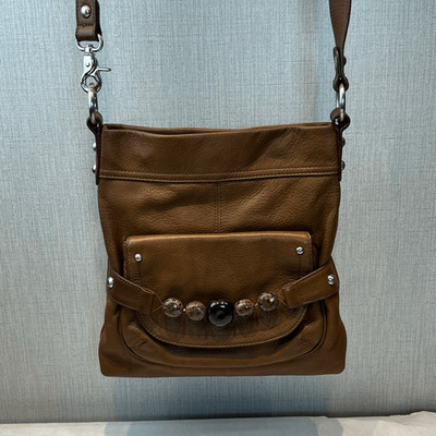 B Makowsky Leather Crossbody Bag Purse Chocolate Brown Stone  Bead Front Pocket