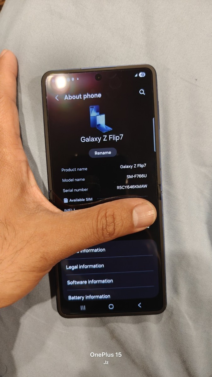 Samsung Galaxy Z Flip 7 - 256 GB - Blue Shadow (Unlocked) for sale