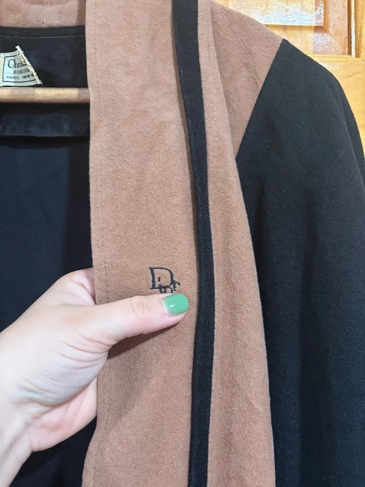 Bata de salón Christian Dior vintage marrón negro sin cinturón OS Foto 2 de 4