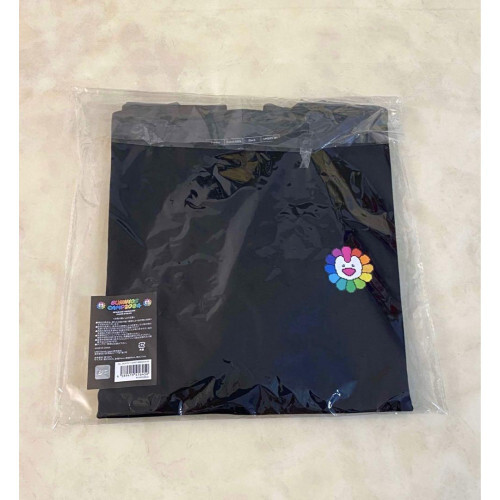 NewJeans MURAKAMI BUNNIES CAMP 2024 Tシャツ Size L NewJeans x MURAKAMI Bunnies Camp 2024 Tokyo Dome T