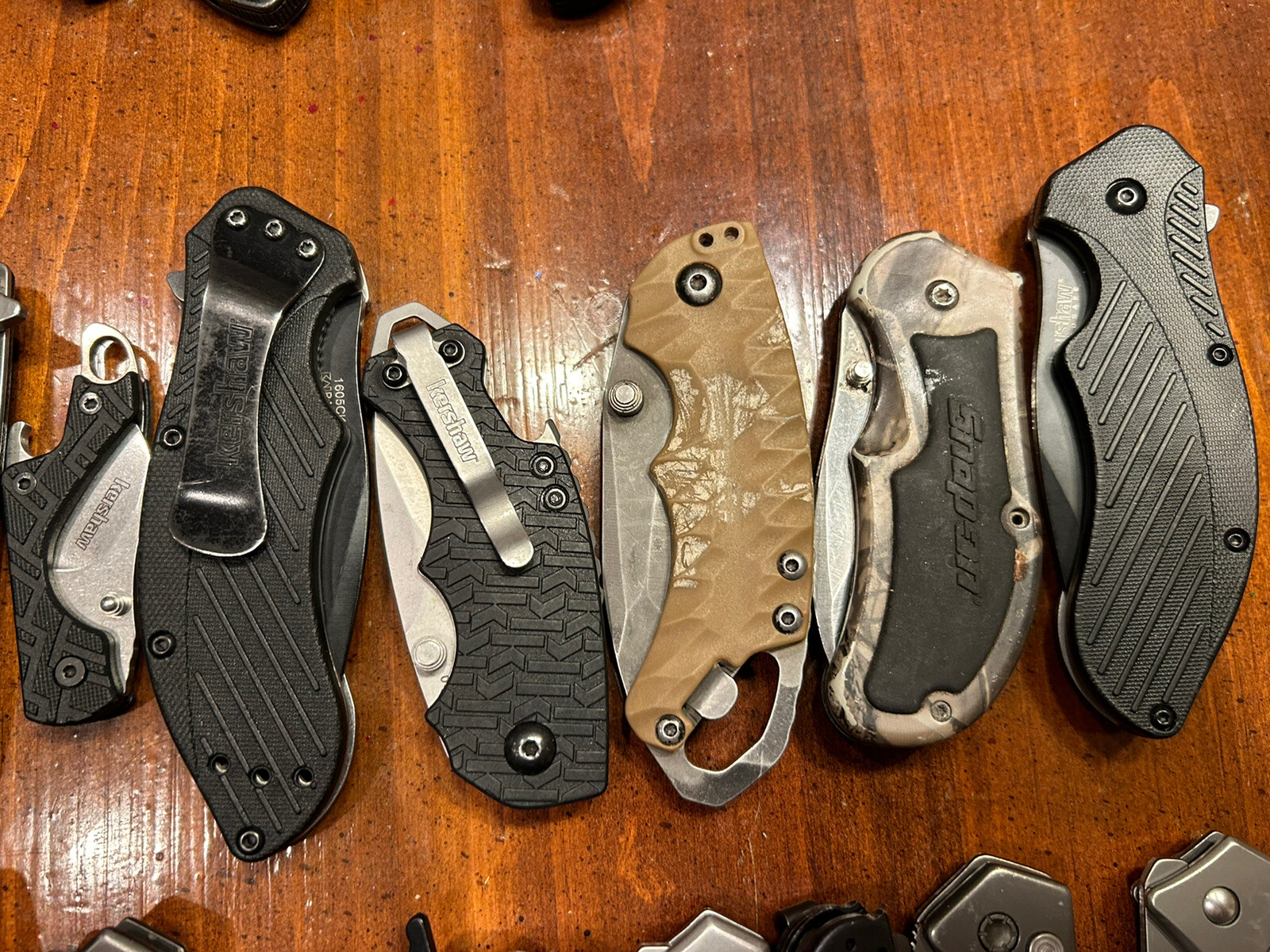 19 ASSORTED EDC knives Kershaw, Gerber, Crkt, Smith+Wesson etc. 200