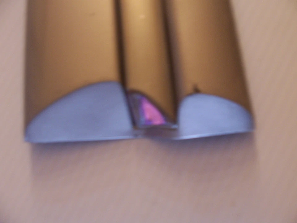 Moldura de puerta trasera izquierda Buick Lesabre Limited 1997 OEM usada beige piedra Foto 2 de 4