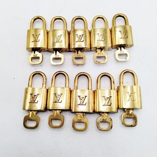 Louis Vuitton 10 Padlock with Key Set Gold Brass Authentic Pre owned 4802417