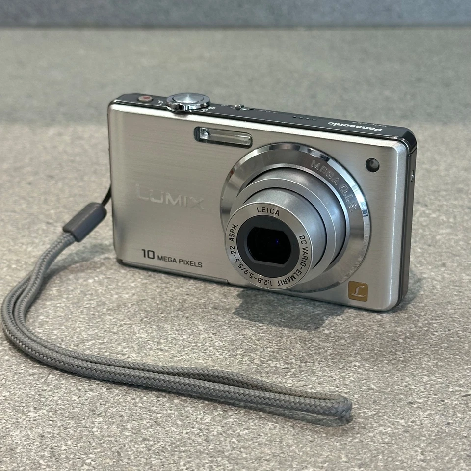 Panasonic Lumix DMC-FS7, photo 1 of 5