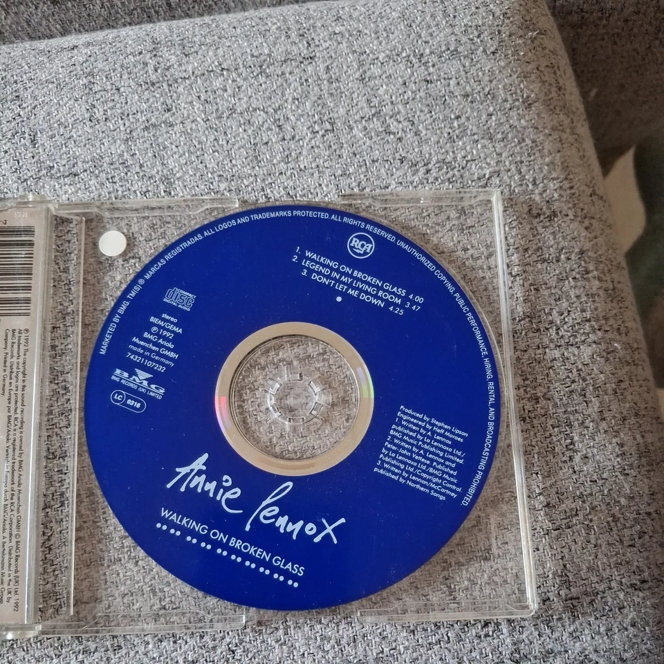 Walking on broken glass (plus Legend in my living ... | CD | Zustand akzeptabel - Bild 2 von 3
