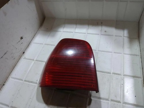 VW POLO 9N Rücklicht hinten links 6N0945095H 1.40 Petrol 2000 34004842