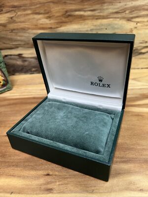 Authentic Rolex Inner And Outer Box 11.00.01. For Mens Rolex 80s