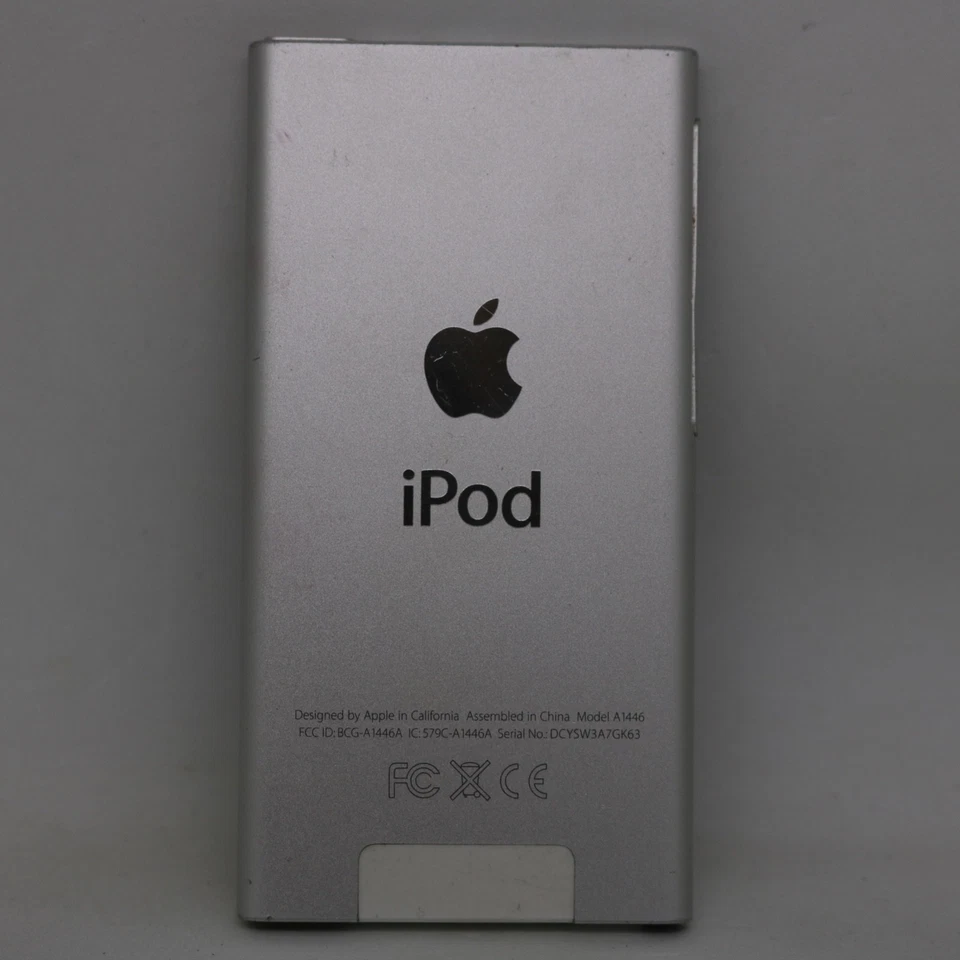 Apple iPod nano 7. Generation Silber (16GB) Bluetooth / MP3 Player / vom Händler - Bild 2 von 4