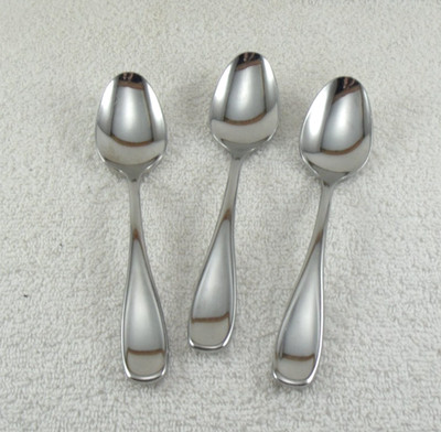 Voss Teaspoon Lot of 3  Oneida 18/0 Glossy Stainless Flatware