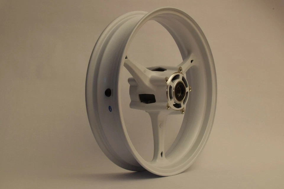 NUEVA RUEDA DELANTERA BLANCA BRILLANTE SUZUKI GSXR 600 750 2006-2007 GSXR 1000 2005-2008 Foto 4 de 4