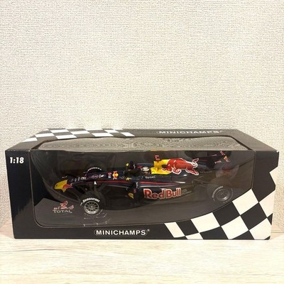 MINICHAMPS 1/18 Red Bull RB7 S Vettel 2011