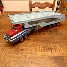Vintage 1960s SSS International Japan Toy Truck Car Carrier 23"