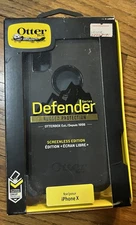 New in Box Original OtterBox Defender Case for Apple For iPhone X