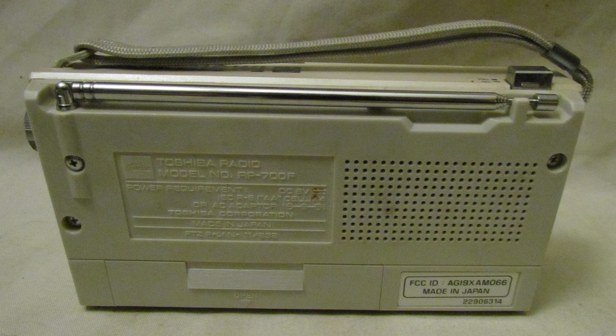 TOSHIBA MODEL RP750FT MW/SM/FM ラジオ Vintage Toshiba RP-700F AM FM Stereo Receiver Radio for sale