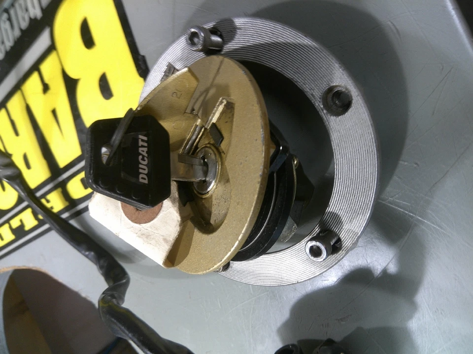 00-02 Ducati M900 Monster Ignition Gas Fuel Cap Lock and Key Set ORIGINAL DUC - Image 2 of 4