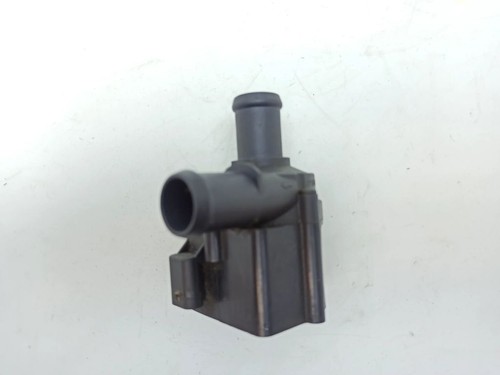 Volkswagen Transporter - Caravelle T6 2016 Zusatzwasserpumpe 5Q0965561B