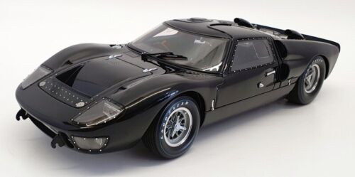 Exoto Maßstab 1/18 Druckguss 8040 - Ford GT 40 MKII - schwarz  - Bild 1 von 8