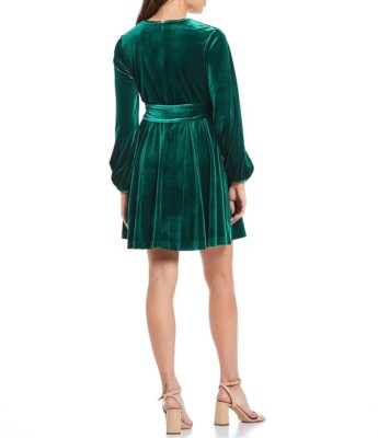green emerald velvet dress Andie Velvet Drop Waist Skater Dress main image 0