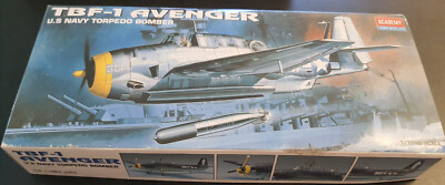 1:72 Academy TBF-1 Avenger Modellbau Flugzeug