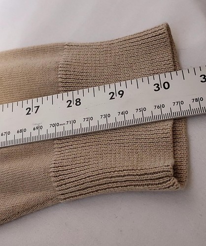 Mens Banana Repulbic Beige V Neck Sweater. Long Sleeves Sz M - Picture 9 of 9
