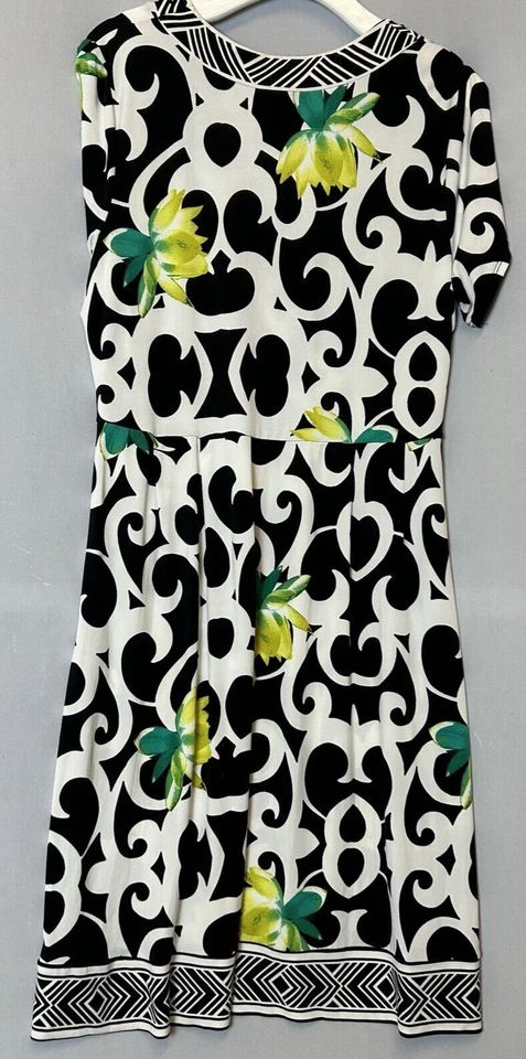 Vestido Alfani Mujer Extra Grande Negro Blanco Verde Floral Cuello en V Cuentas Foto 2 de 4