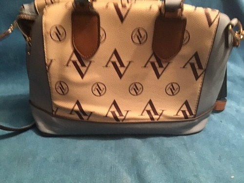 Adrienne Vittadini Signature Crossbody Purse Double Handle Handbag Stud Bottom - Picture 4 of 7