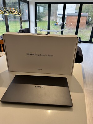 Honor MagicBook Pro FHD IPS (AMD Ryzen 5-4600H, 512GB SSD
