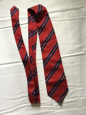 Krawatte 100% Seide PIERRE BALMAIN marine rot in einwandfreiem Zustand.