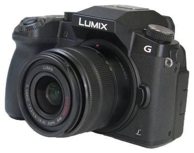 Panasonic LUMIX G70KA 16.0MP Digitalkamera - Schwarz