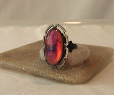 VTG Pink Art Glass Oval Ring / Silver Tone / Size 6.75