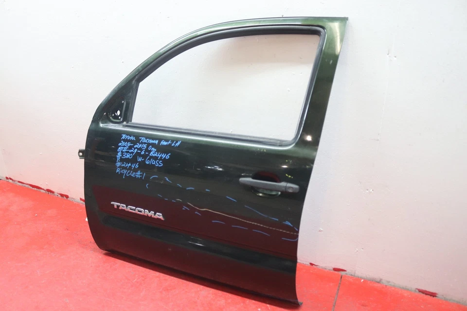 2005 2015 TOYOTA TACOMA FRONT LEFT SIDE DOOR WITH GLASS OEM Foto 3 de 4